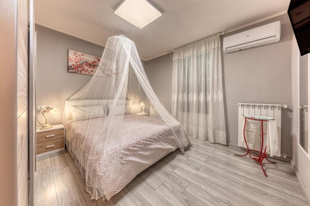 Casa Camelie Apartment Genoa Bagian luar foto